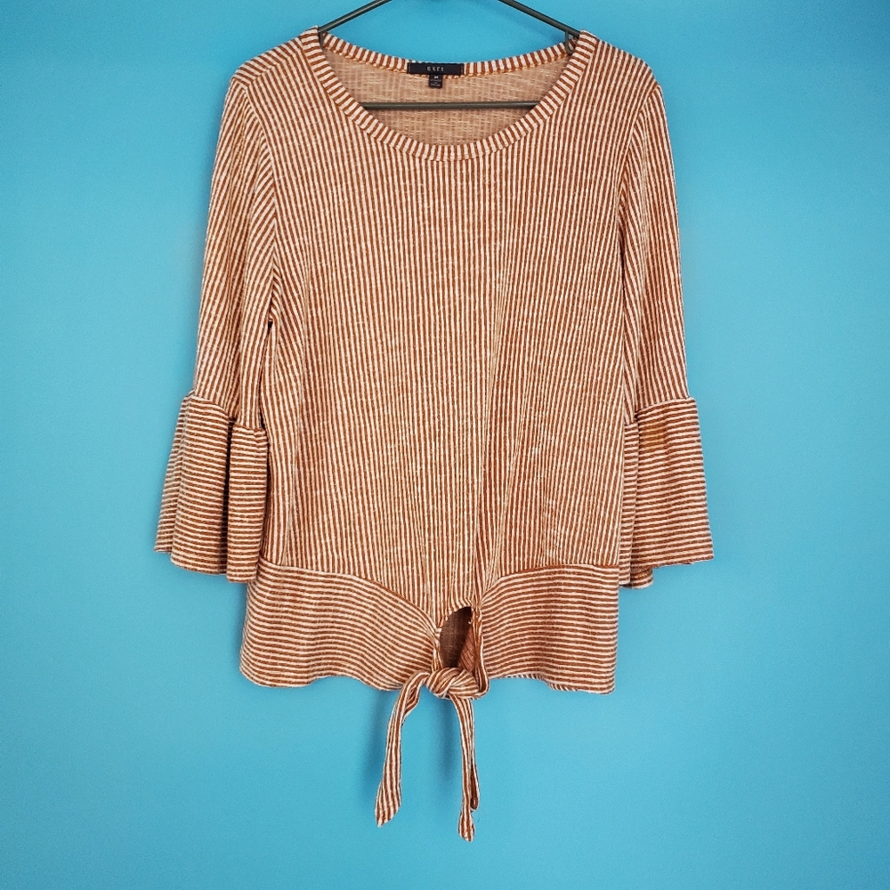 gyft Top Size Medium Striped 3/4 Sleeve
